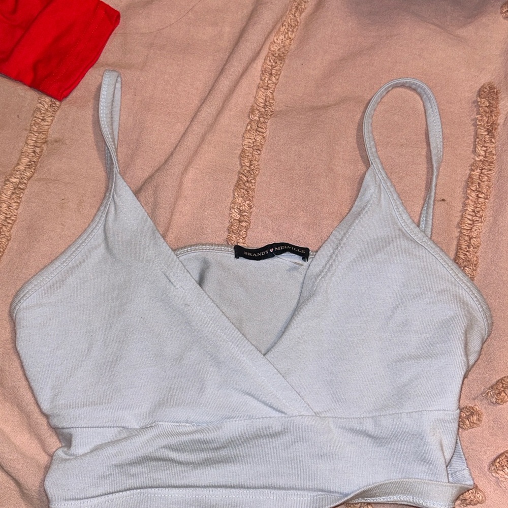 Brandy Melville crop top